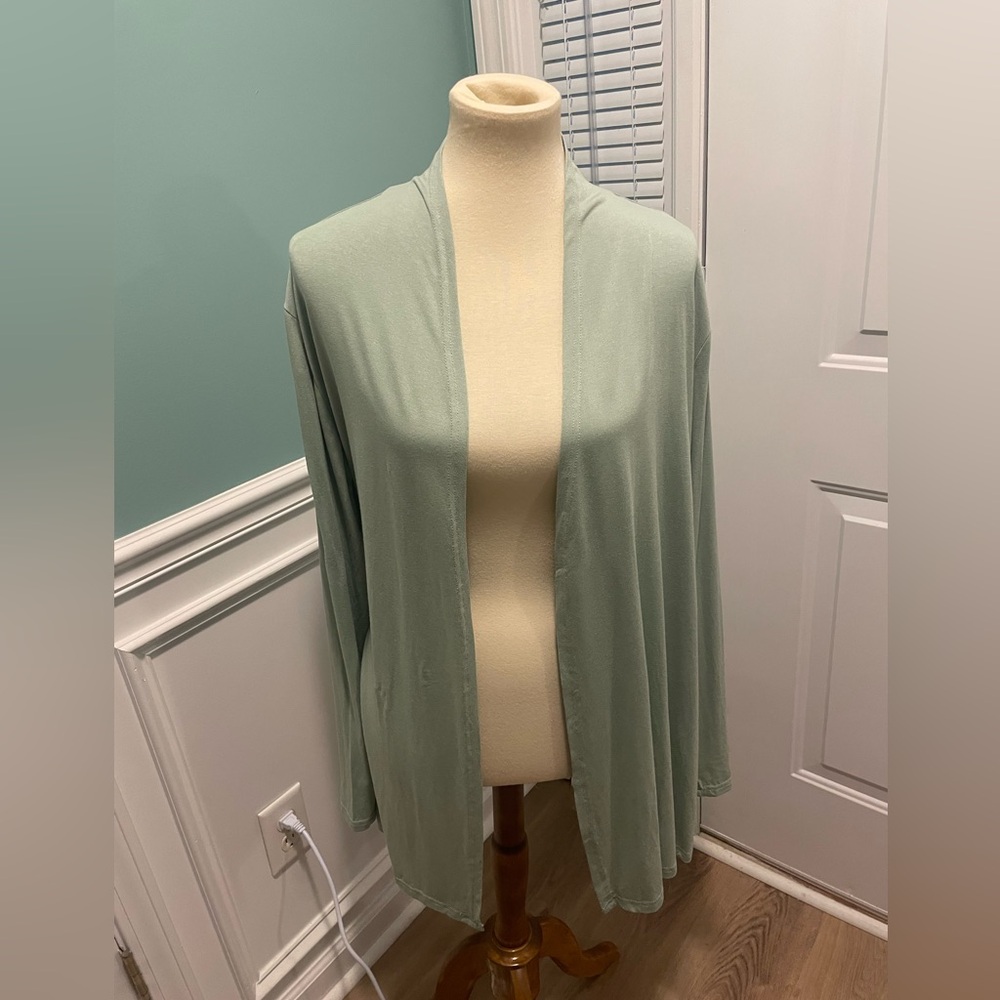Women’s Seafoam Green Long Sleeve Lightweight Cardigan XL NWT